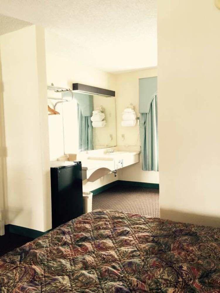 Super 8 By Wyndham Bay St. Louis Motel Dış mekan fotoğraf