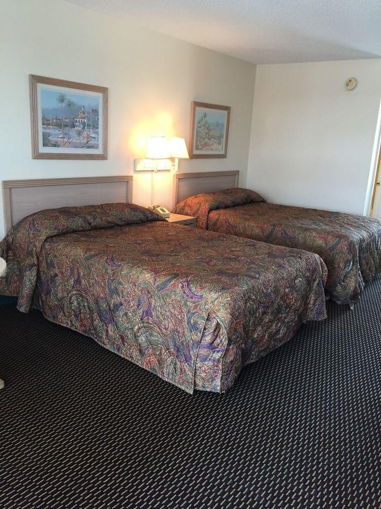 Super 8 By Wyndham Bay St. Louis Motel Dış mekan fotoğraf